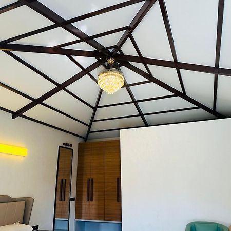Srk Farm And Resort Anjār Kültér fotó